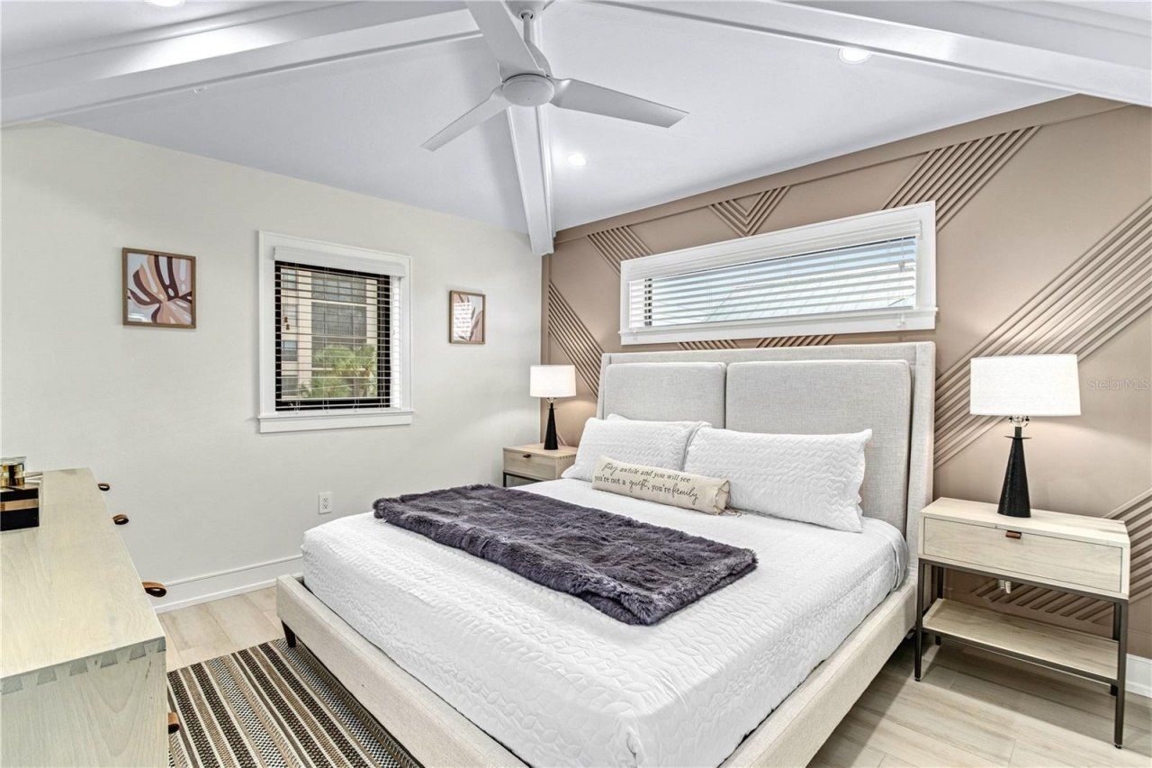 129 Mckinley Drive, Sarasota, FL 34236 Photo