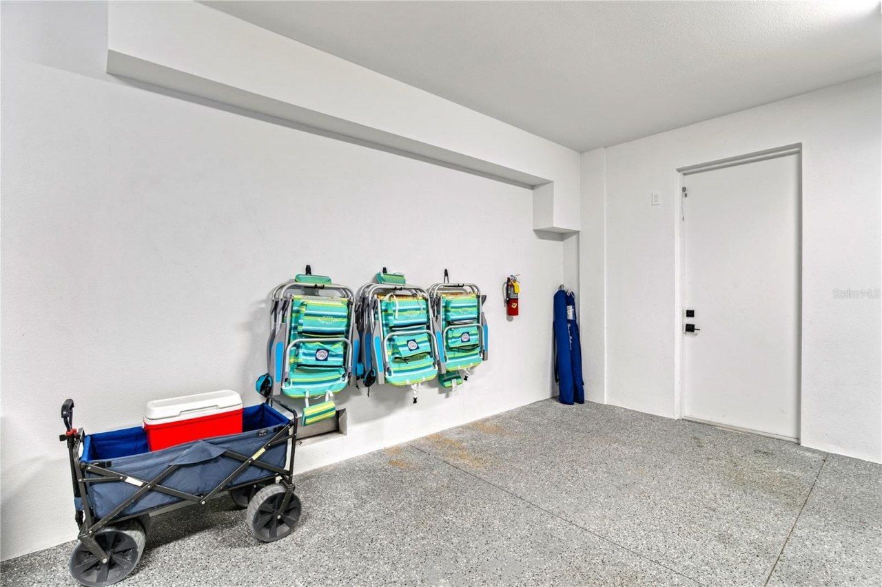 129 Mckinley Drive, Sarasota, FL 34236 Photo