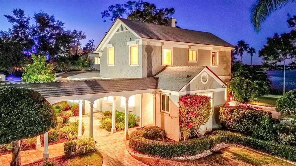 518 Riverside Drive, Tarpon Springs, FL 34689 Photo