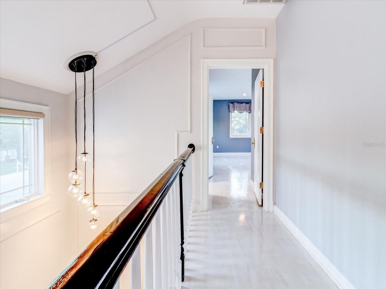 518 Riverside Drive, Tarpon Springs, FL 34689 Photo