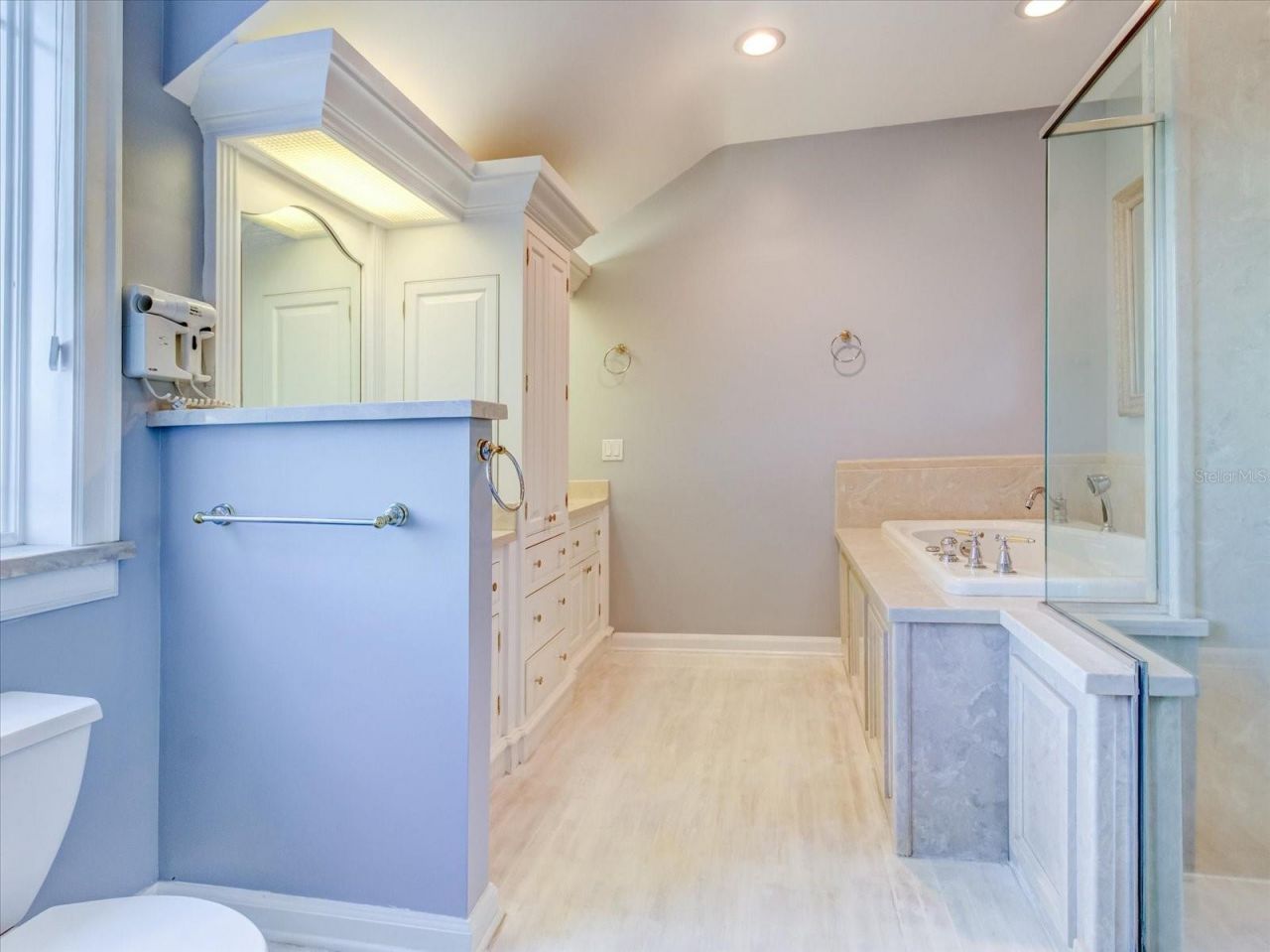 518 Riverside Drive, Tarpon Springs, FL 34689 Photo