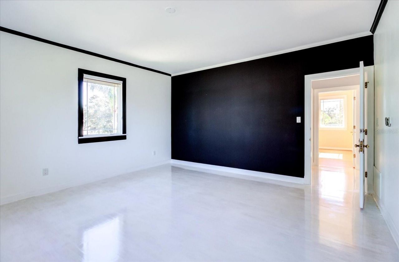 518 Riverside Drive, Tarpon Springs, FL 34689 Photo