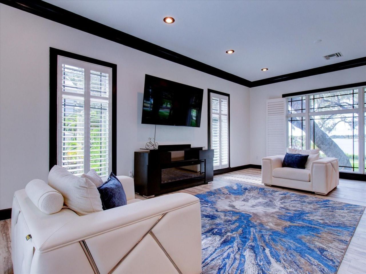 518 Riverside Drive, Tarpon Springs, FL 34689 Photo