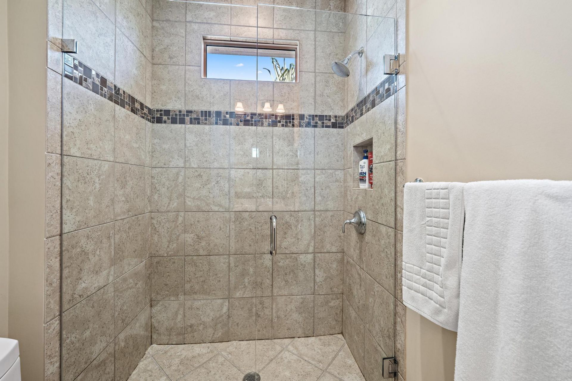 1727 W Hemingway Drive, Juno Beach, FL 33408 Photo