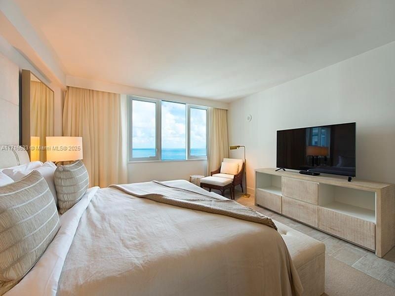 102 24th St, Unit 1540, Miami Beach, FL 33139 Photo