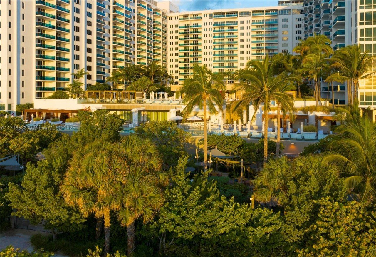 102 24th St, Unit 1540, Miami Beach, FL 33139 Photo
