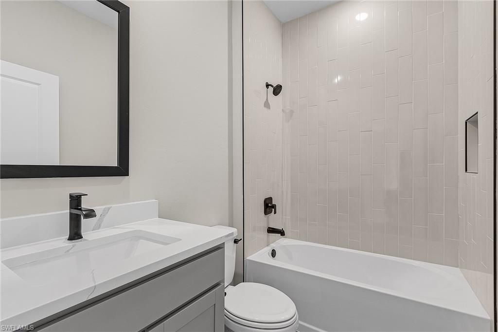 4110 SW Santa Barbara Pl, Cape Coral, FL 33914 Photo