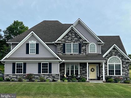 011 ROLLING MEADOW ROAD Lebanon, PA 17046