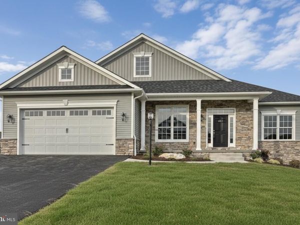 021 ROLLING MEADOW ROAD, LEBANON, PA 17046