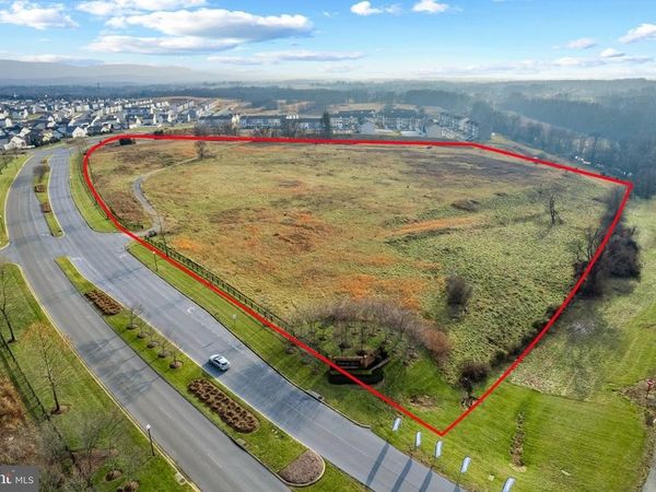 282 CANDLEWOOD DR, CHARLES TOWN, WV 25414