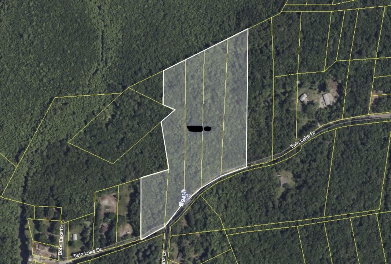 530 Twin Lakes Dr Photo 17