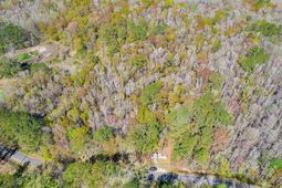 530 Twin Lakes Dr photo 4