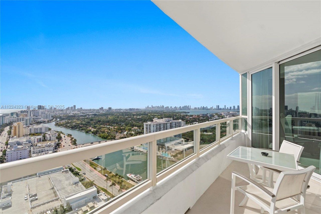 4401 Collins Av, Unit 2906/2908, Miami Beach, FL 33140 Photo