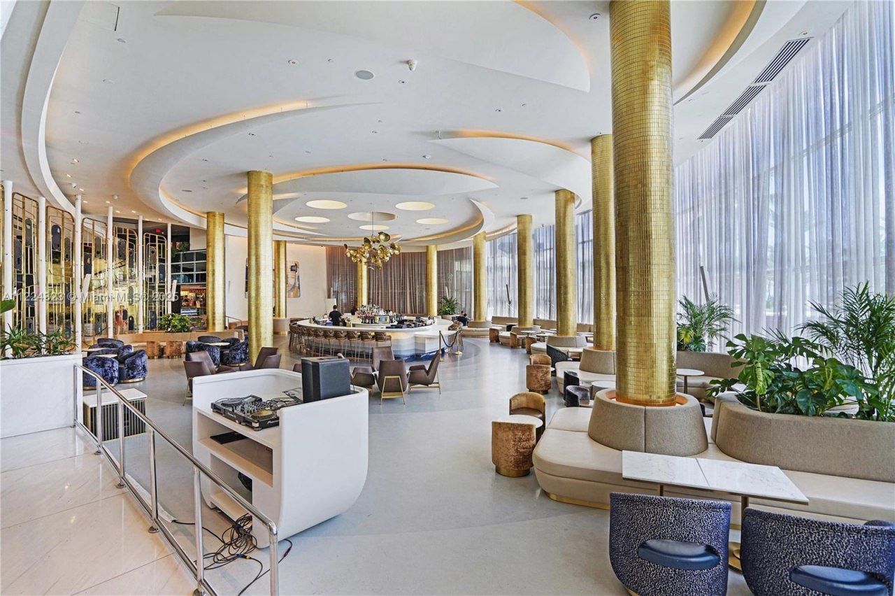 4401 Collins Av, Unit 2906/2908, Miami Beach, FL 33140 Photo