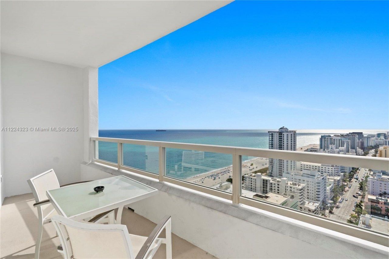 4401 Collins Av, Unit 2906/2908, Miami Beach, FL 33140 Photo