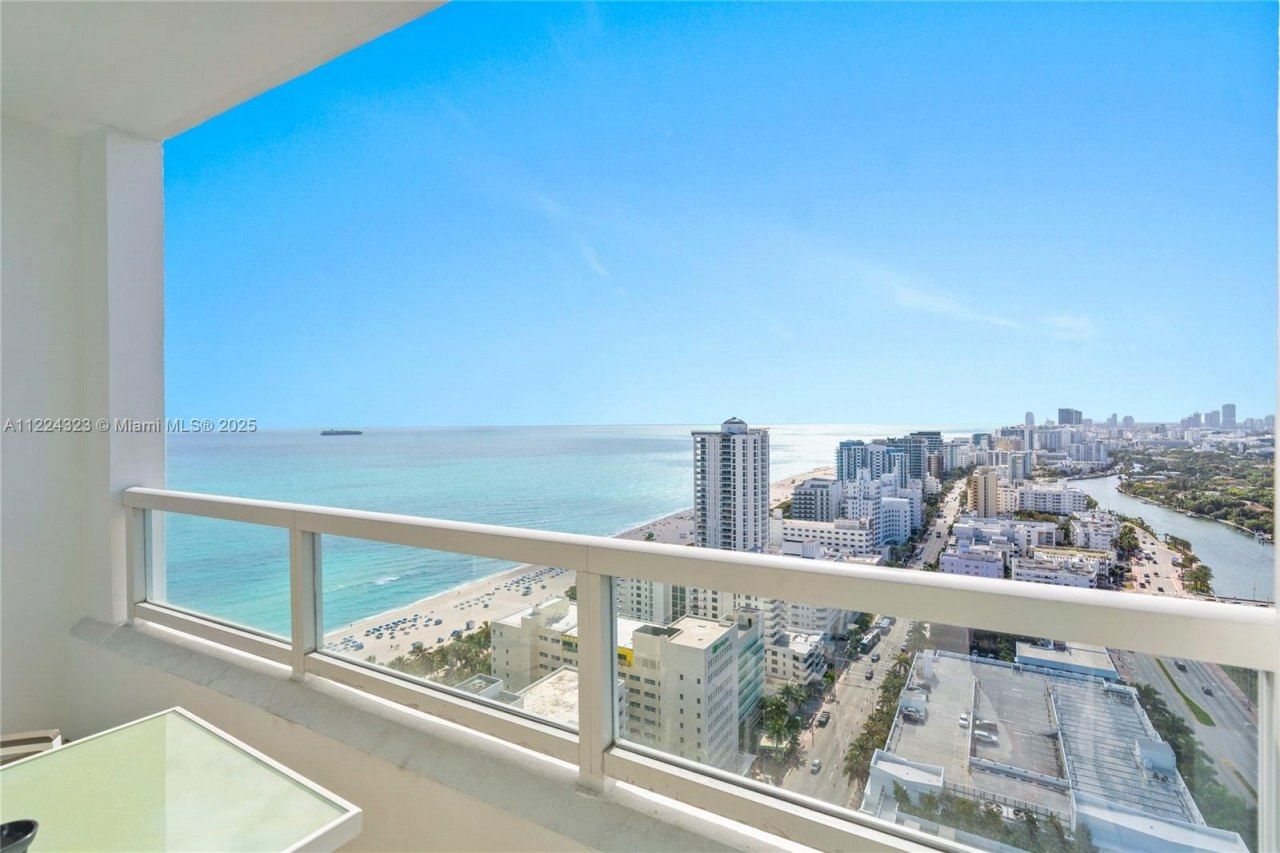 4401 Collins Av, Unit 2906/2908, Miami Beach, FL 33140 Photo