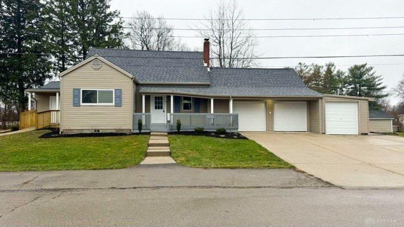 6780 E Walnut Street, Tipp City, OH 45371 Main Photo