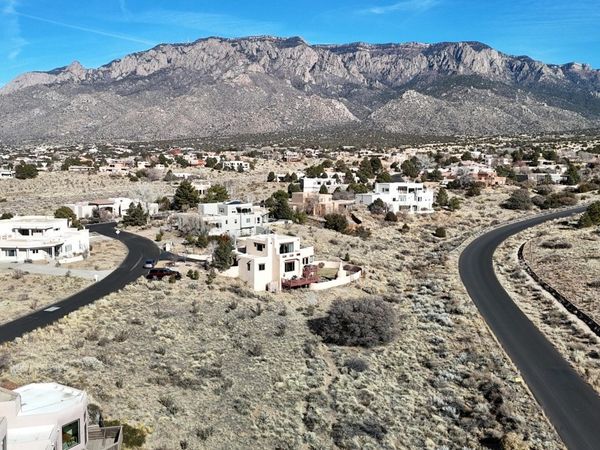 1562 EAGLE RIDGE Court NE, Albuquerque, NM 87122