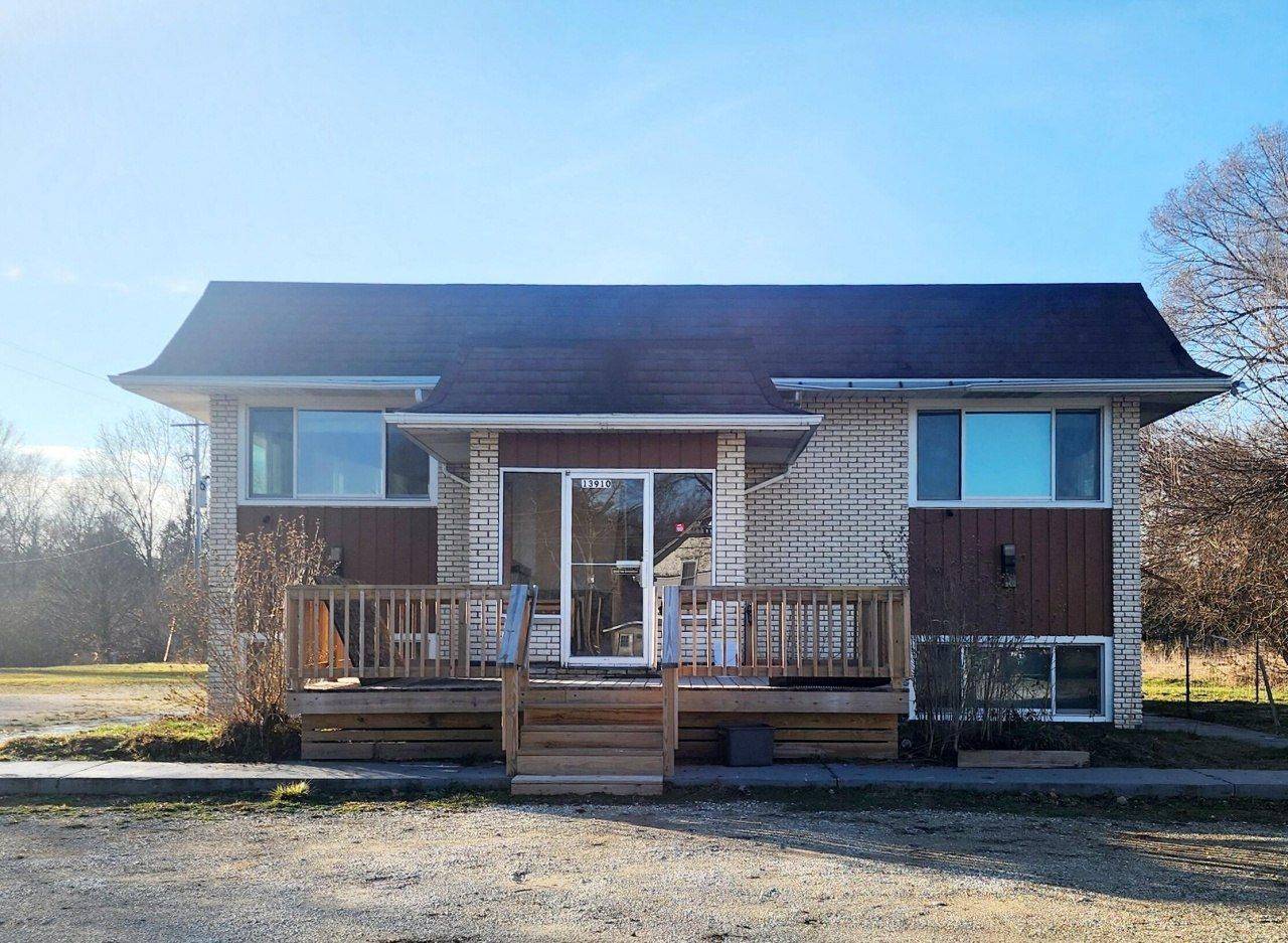 13910 M 40 Highway, Gobles, MI 49055 Main Photo