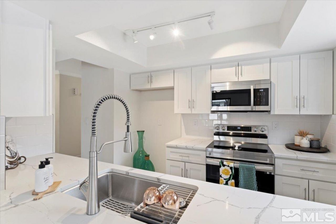 2380 Roundhouse Road, Sparks, NV 89431 Photo