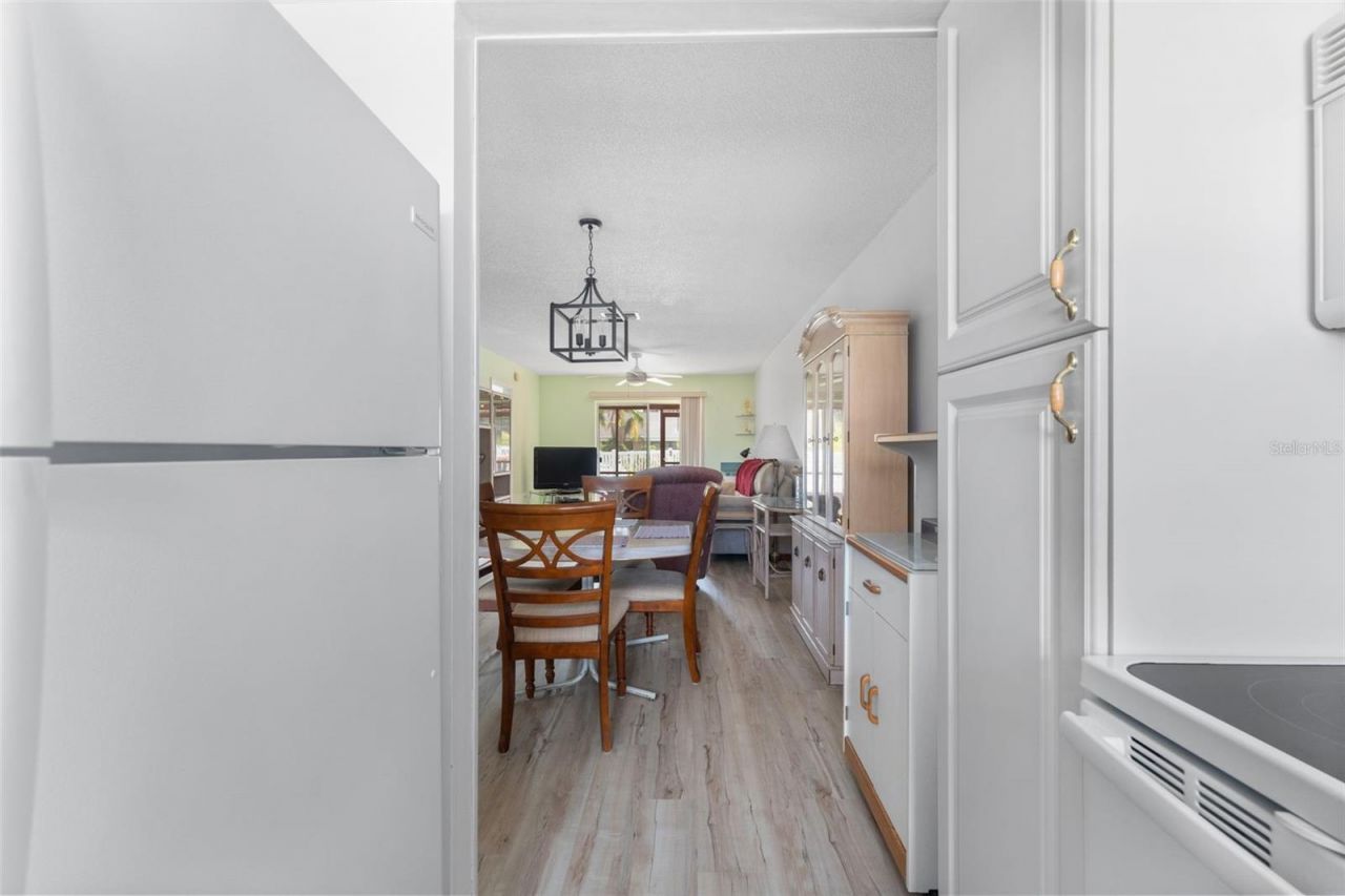 6250 7th Avenue W, Unit 6250, Bradenton, FL 34209 Photo