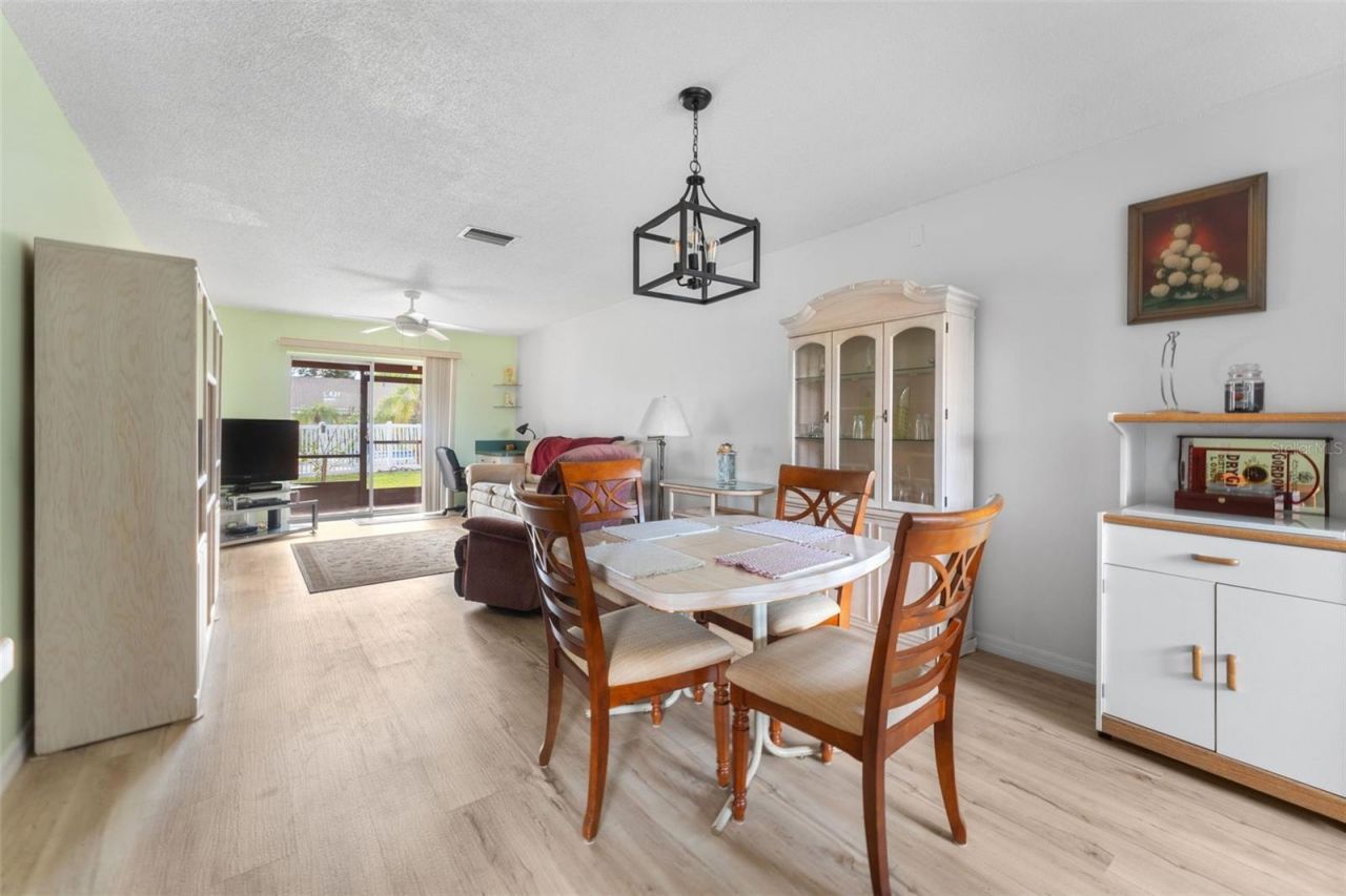 6250 7th Avenue W, Unit 6250, Bradenton, FL 34209 Photo