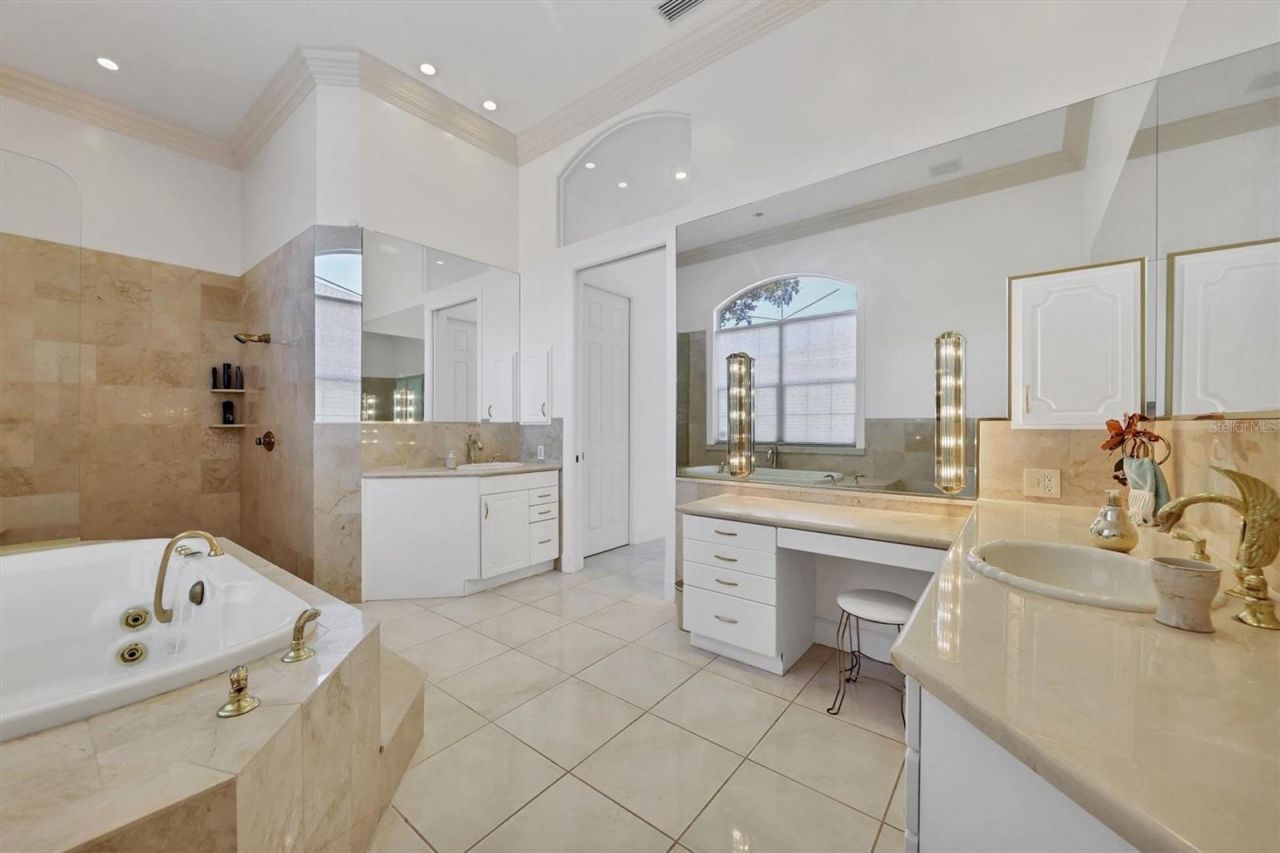 5331 Siesta Cove Drive, Sarasota, FL 34242 Photo