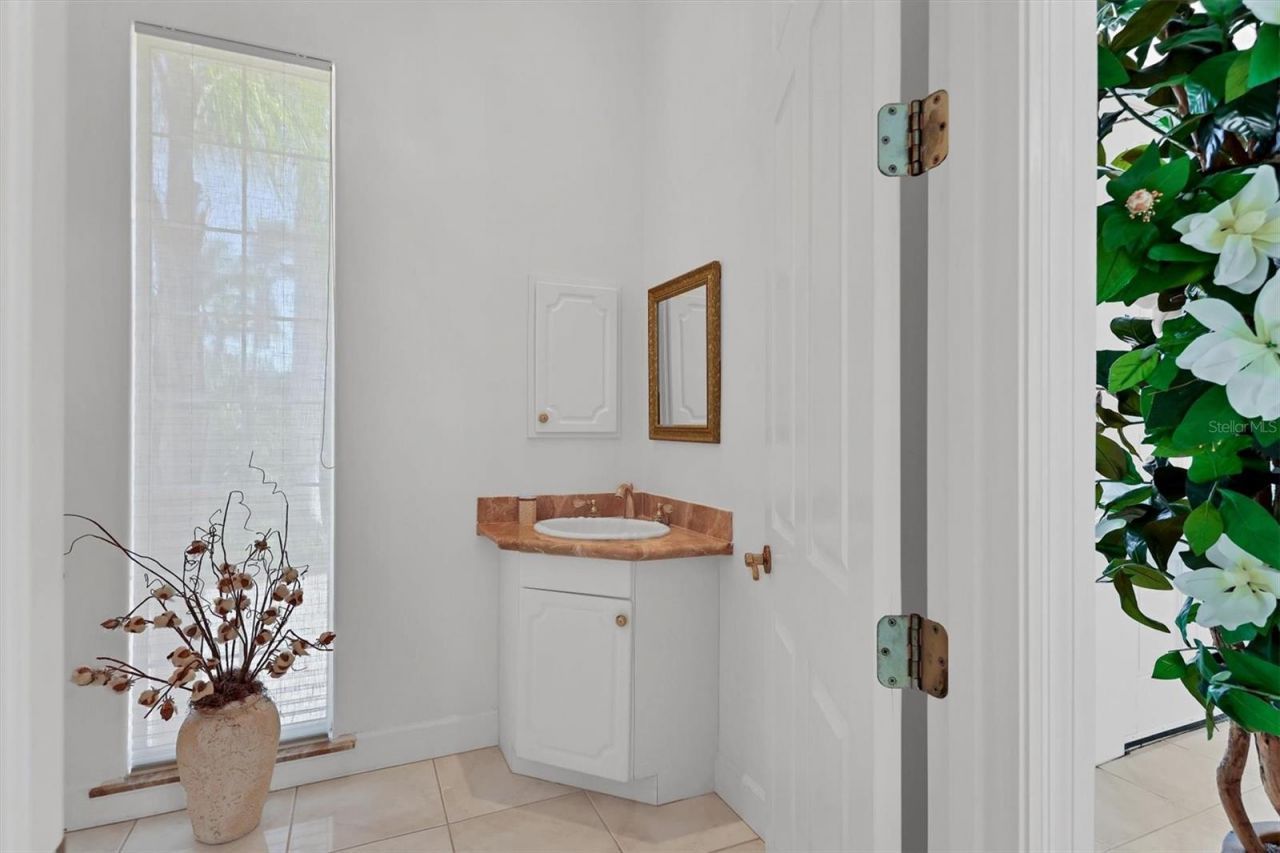 5331 Siesta Cove Drive, Sarasota, FL 34242 Photo