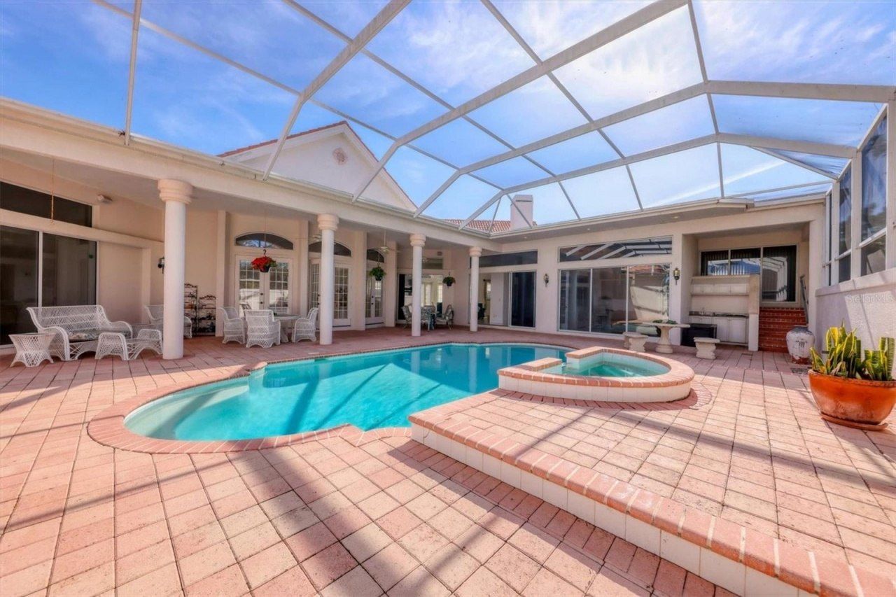 5331 Siesta Cove Drive, Sarasota, FL 34242 Photo