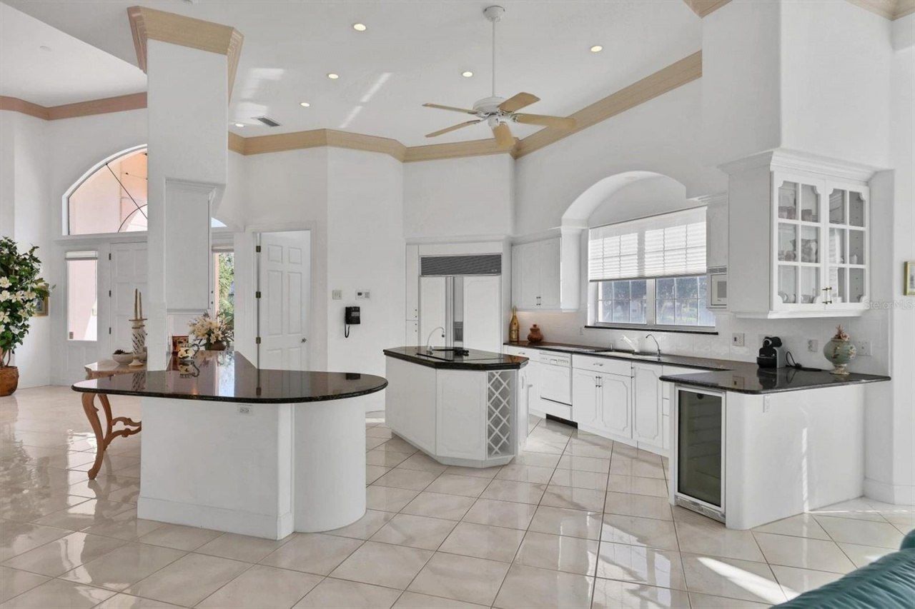 5331 Siesta Cove Drive, Sarasota, FL 34242 Photo