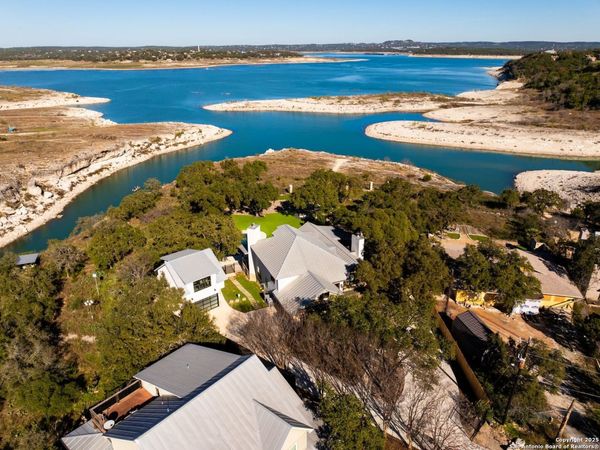 1240 RIP JAY CIR, Canyon Lake, TX 78133