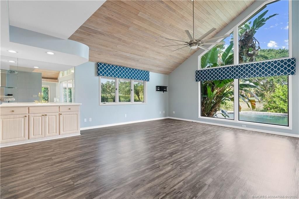 6323 SE Farmington Place, Stuart, FL 34997 Photo