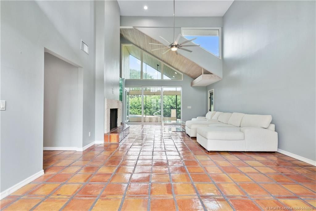 6323 SE Farmington Place, Stuart, FL 34997 Photo