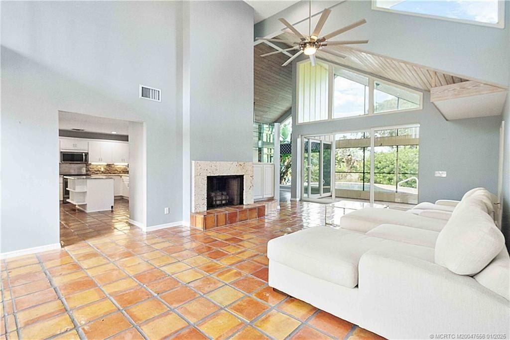 6323 SE Farmington Place, Stuart, FL 34997 Photo