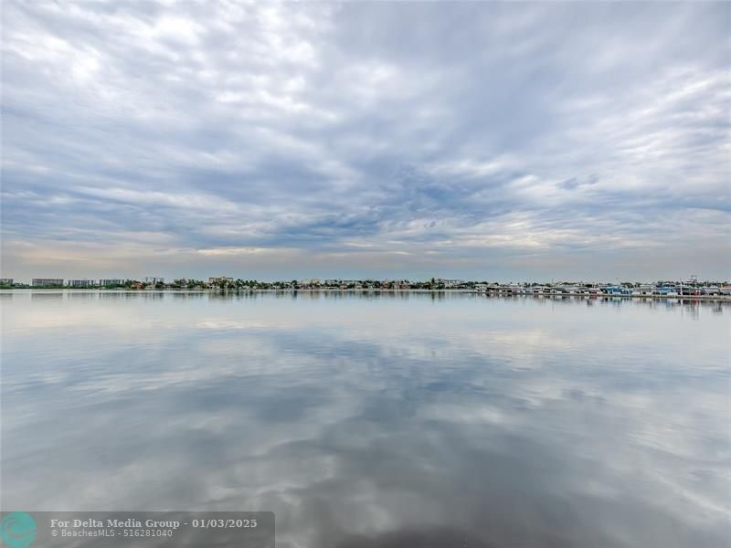 890 N Federal Highway, Unit 211, Lantana, FL 33462 Photo