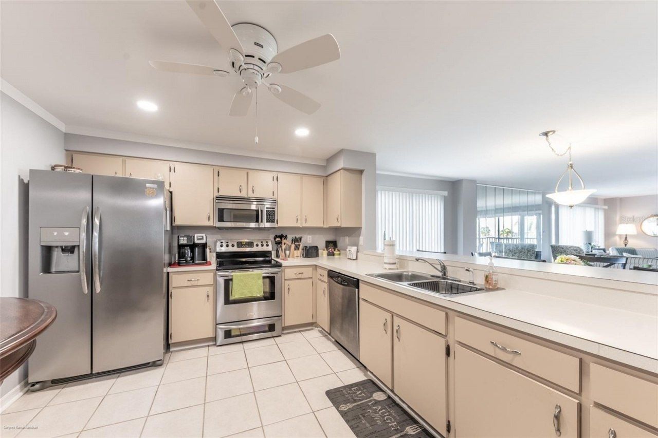 1477 Park Beach Circle, Unit 11, Punta Gorda, FL 33950 Photo