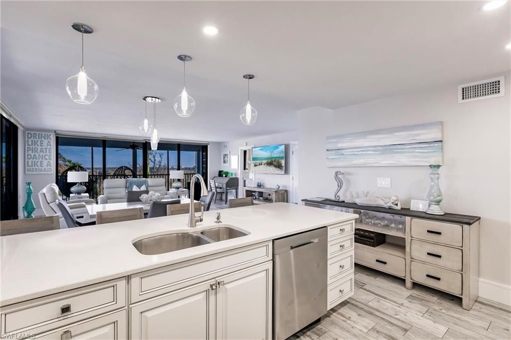 17170 Harbour Point Dr, Unit 437, Fort Myers, FL 33908 Photo