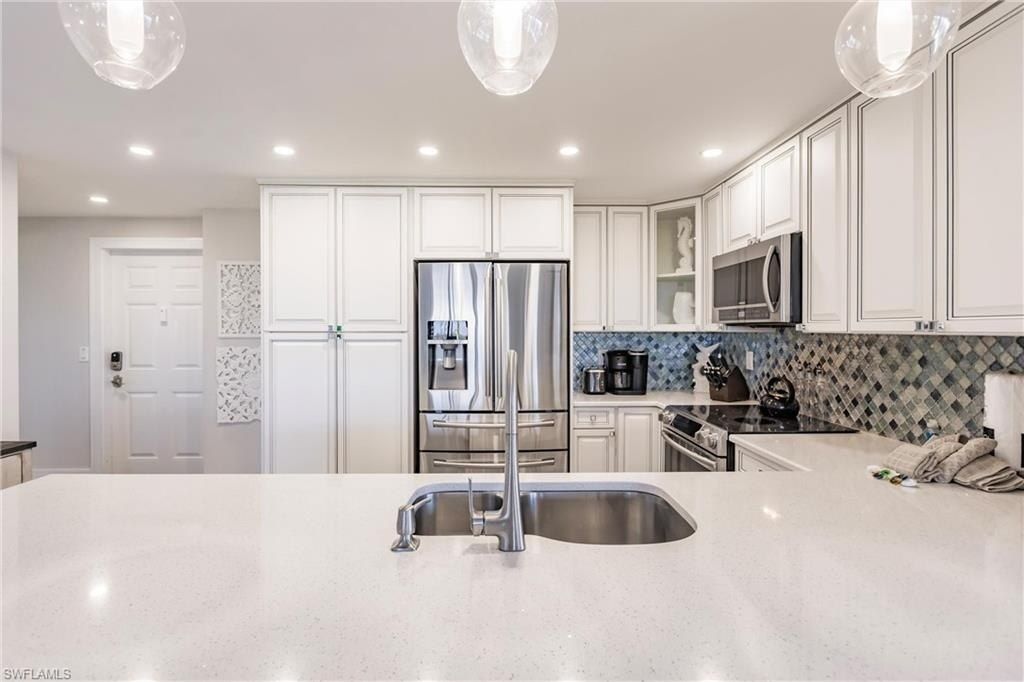 17170 Harbour Point Dr, Unit 437, Fort Myers, FL 33908 Photo