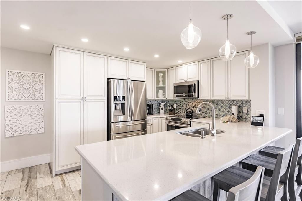 17170 Harbour Point Dr, Unit 437, Fort Myers, FL 33908 Photo