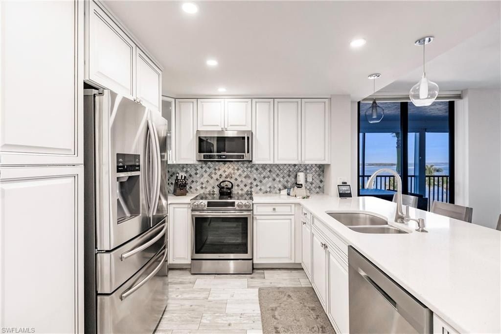 17170 Harbour Point Dr, Unit 437, Fort Myers, FL 33908 Photo