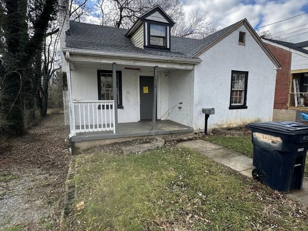1012 Hunt AVE NW, Roanoke, VA 24012