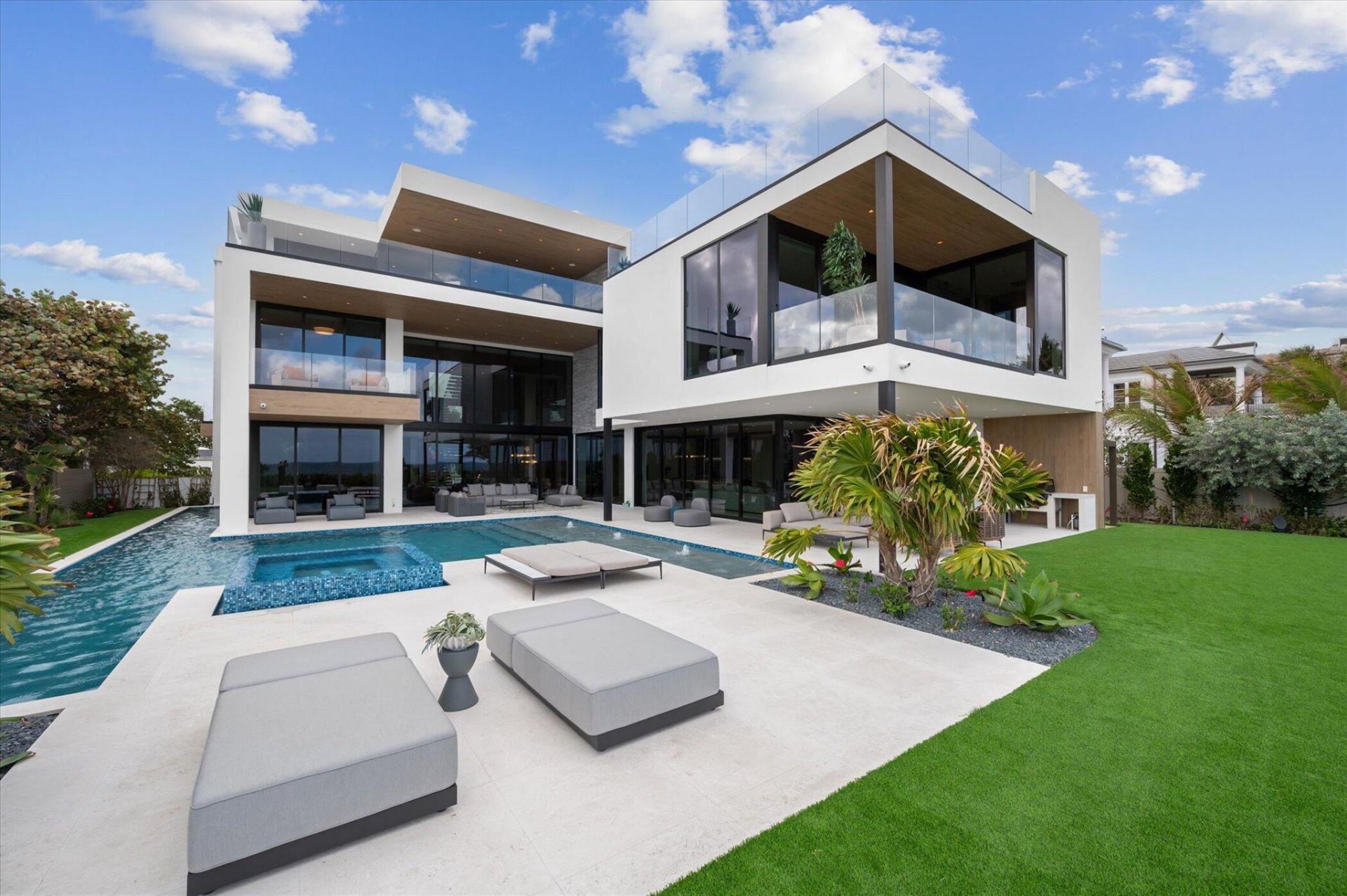 999 Hillsboro Mile, Hillsboro Beach, FL 33062 Photo