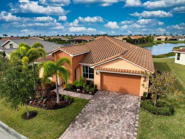 12074 SW Bayberry Avenue, Port St. Lucie, FL 34987