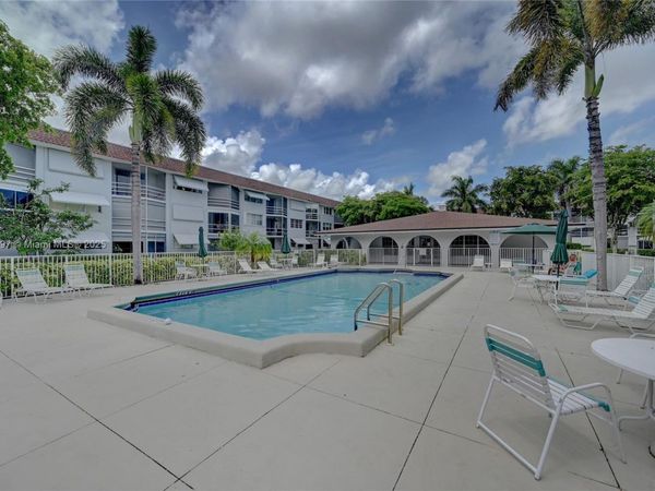1040 SE 4th Ave, Unit 128, Deerfield Beach, FL 33441