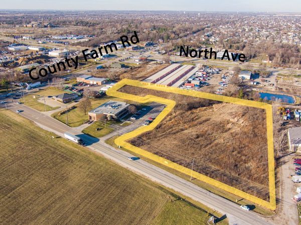 27W130 Saint Charles Road, Carol Stream, IL 60188