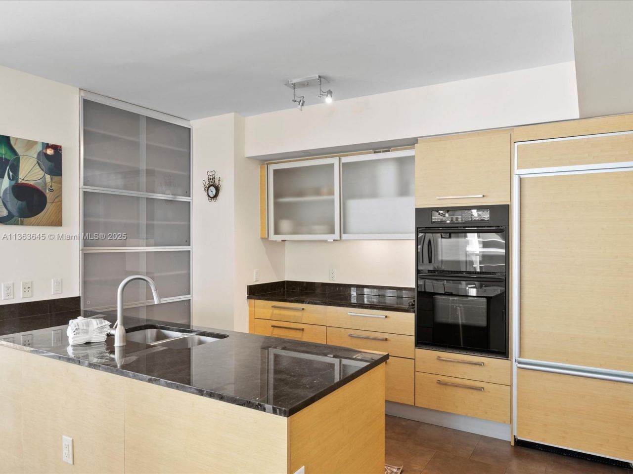 1830 S Ocean Dr, Unit 1806 short, Hallandale Beach, FL 33009 Photo
