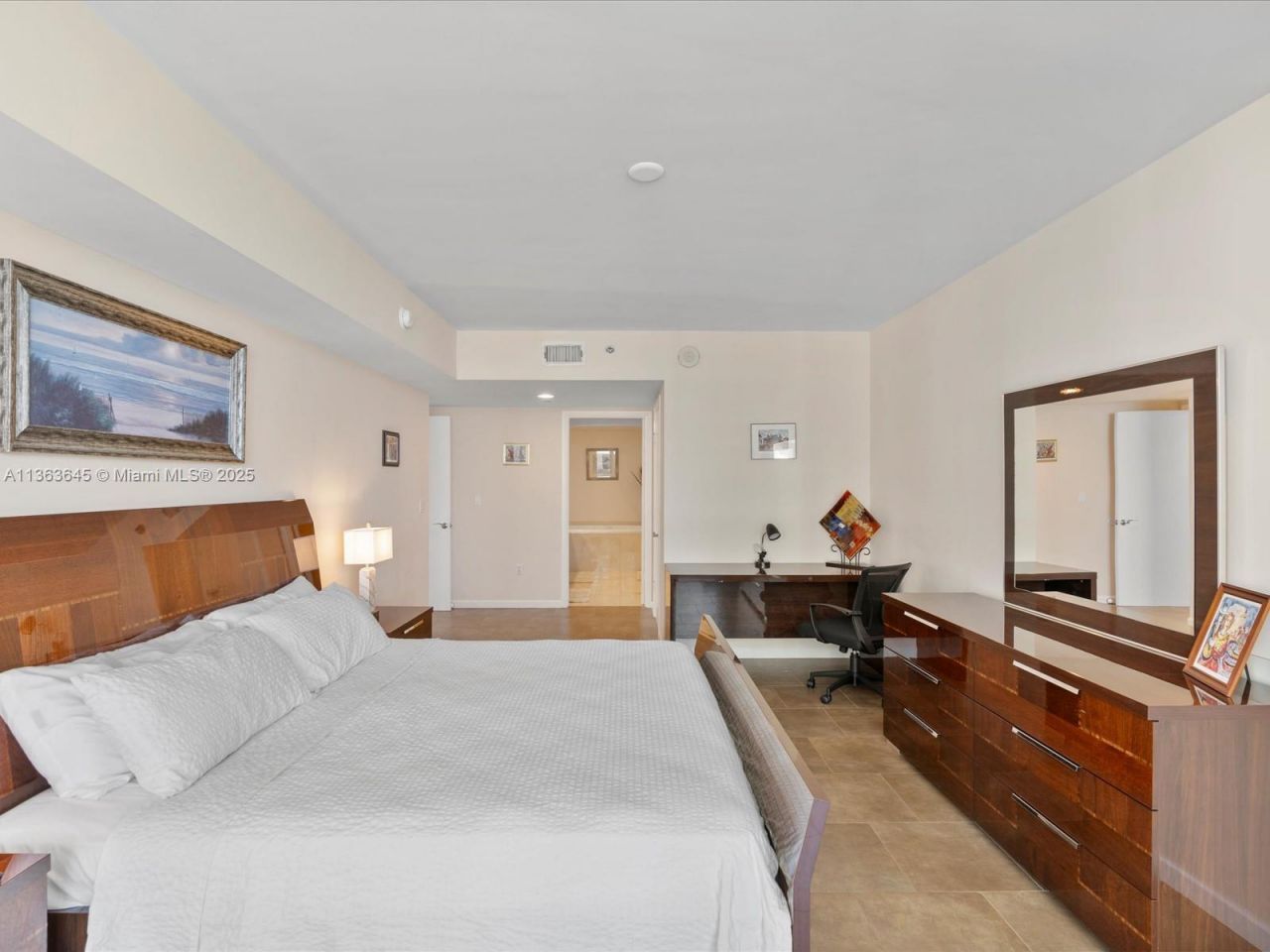 1830 S Ocean Dr, Unit 1806 short, Hallandale Beach, FL 33009 Photo