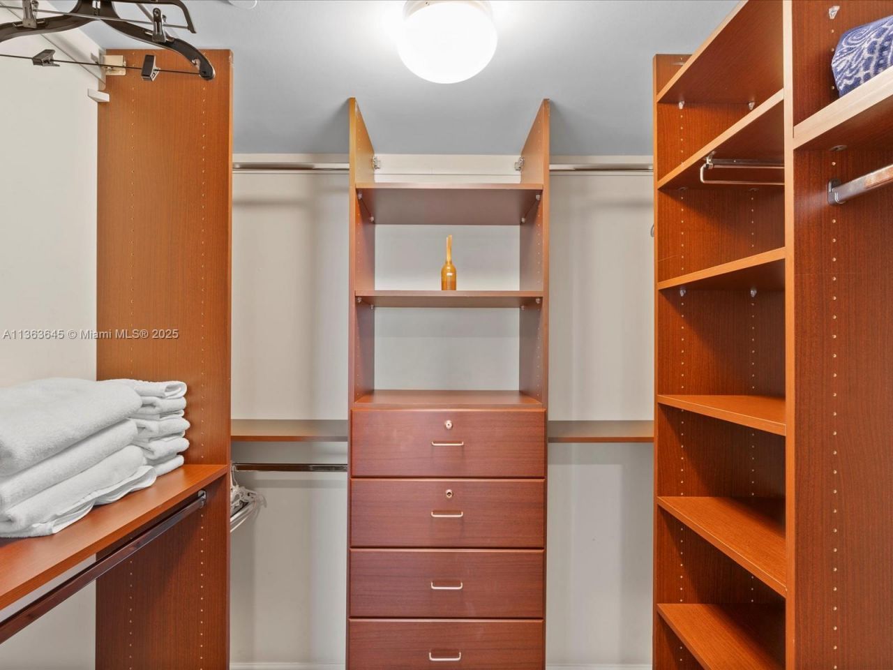 1830 S Ocean Dr, Unit 1806 short, Hallandale Beach, FL 33009 Photo
