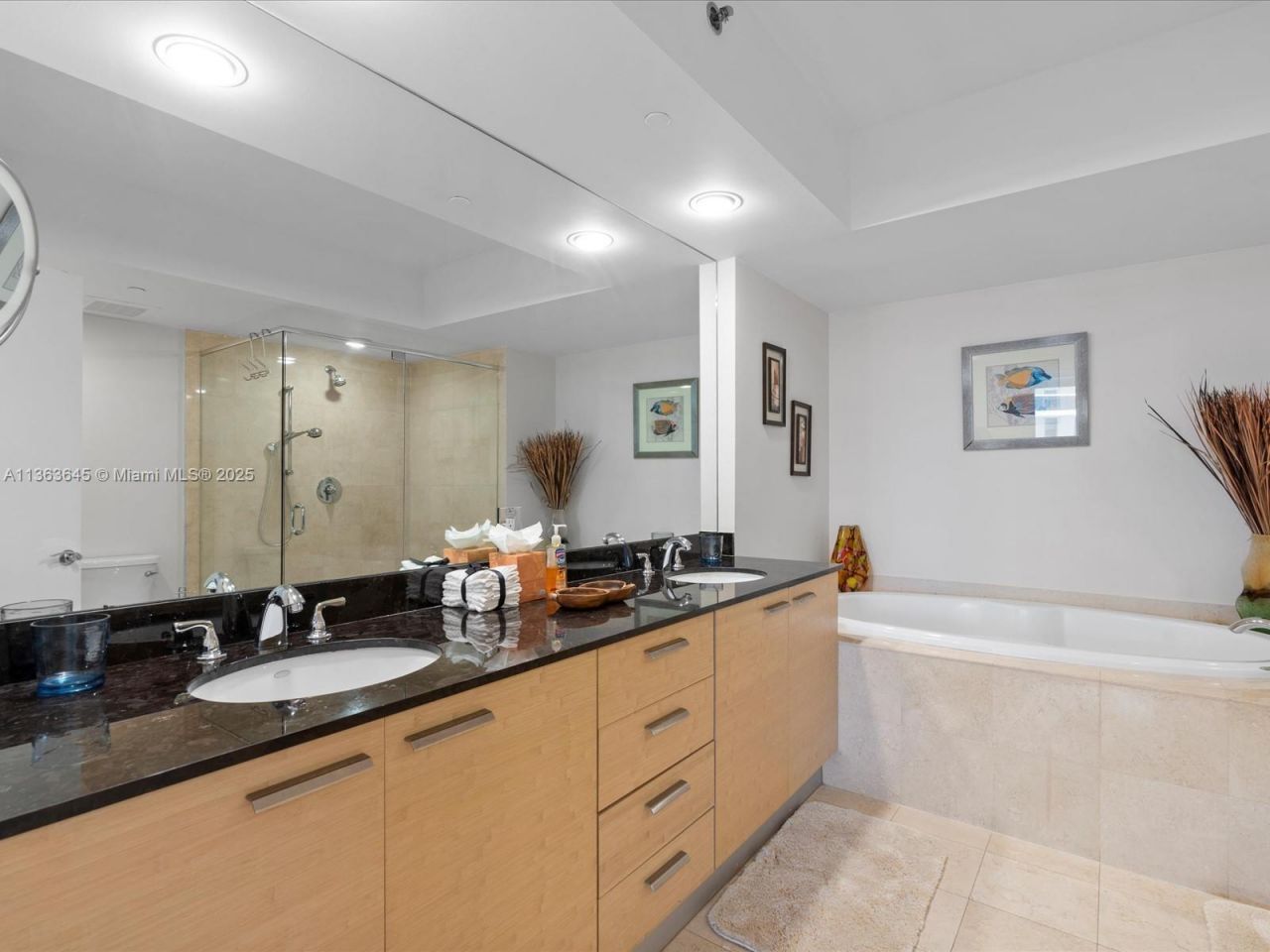 1830 S Ocean Dr, Unit 1806 short, Hallandale Beach, FL 33009 Photo