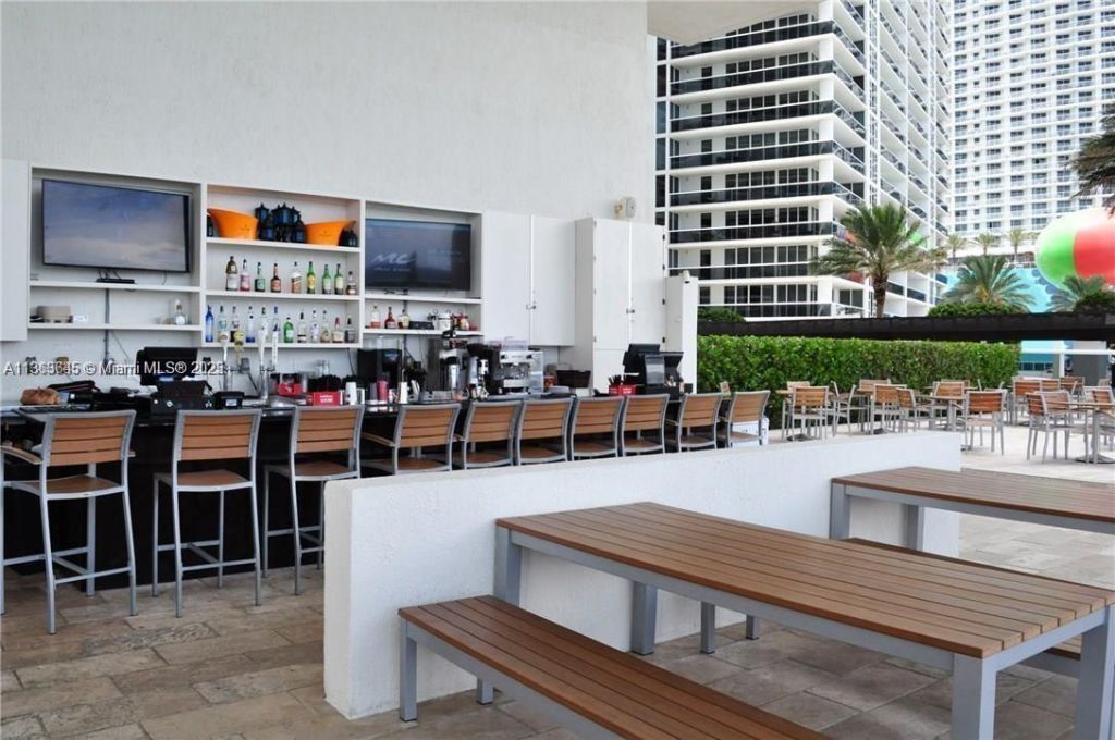 1830 S Ocean Dr, Unit 1806 short, Hallandale Beach, FL 33009 Photo